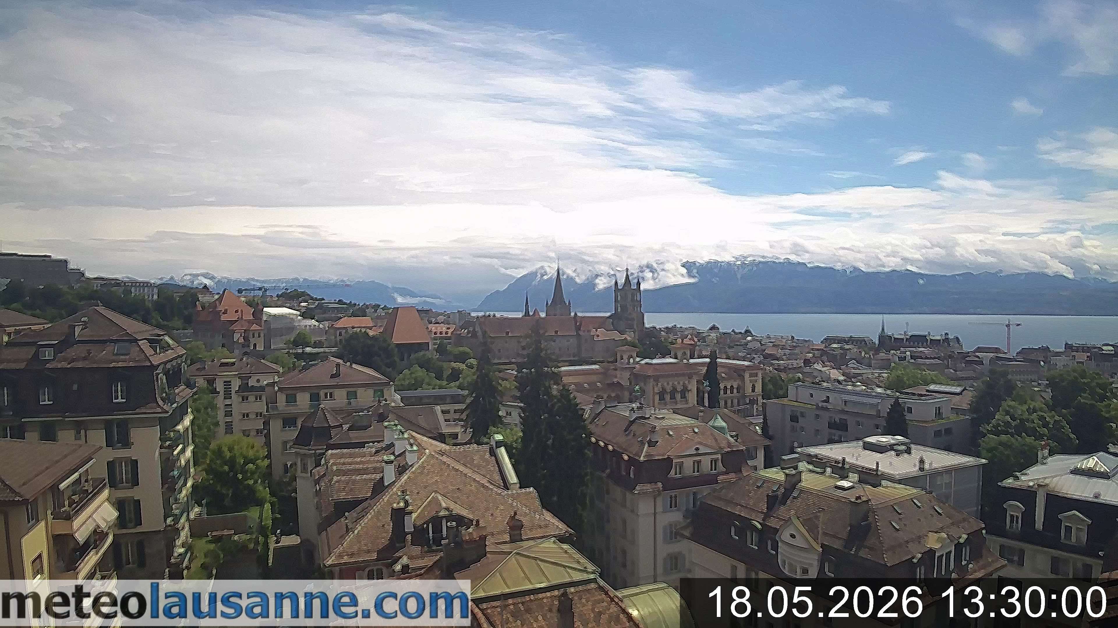 Lausanne › Südosten: Lausanne Cathedral - Lake Geneva - Les Jumelles