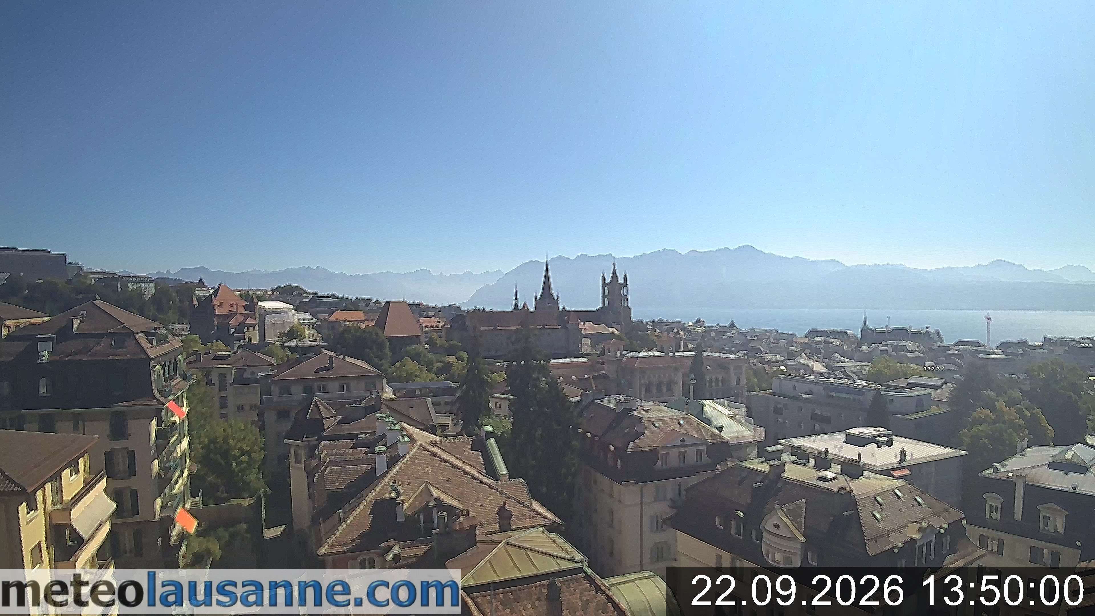 Lausanne › Südosten: Lausanne Cathedral - Lake Geneva - Les Jumelles