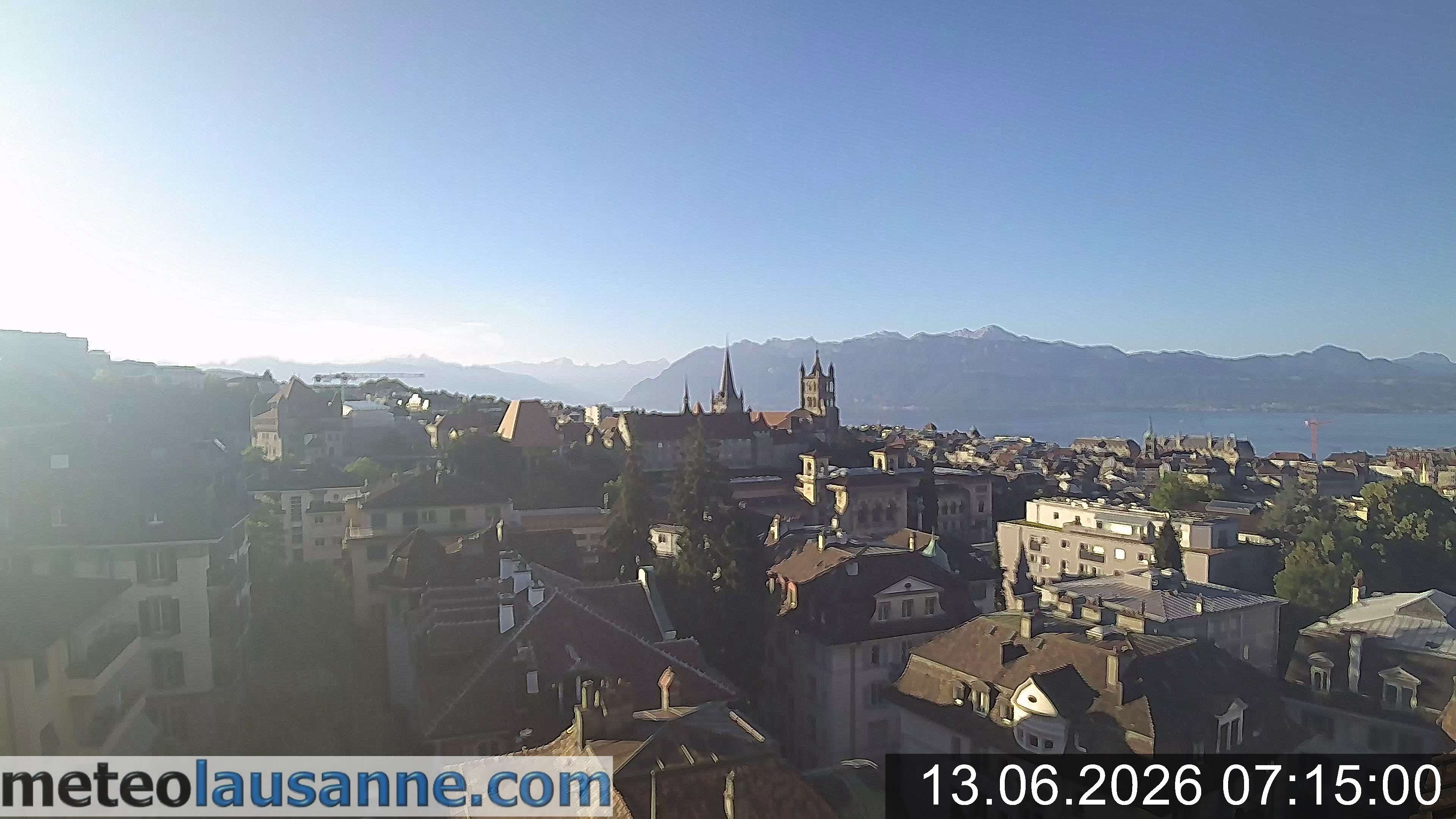 Lausanne › Südosten: Lausanne Cathedral - Lake Geneva - Les Jumelles