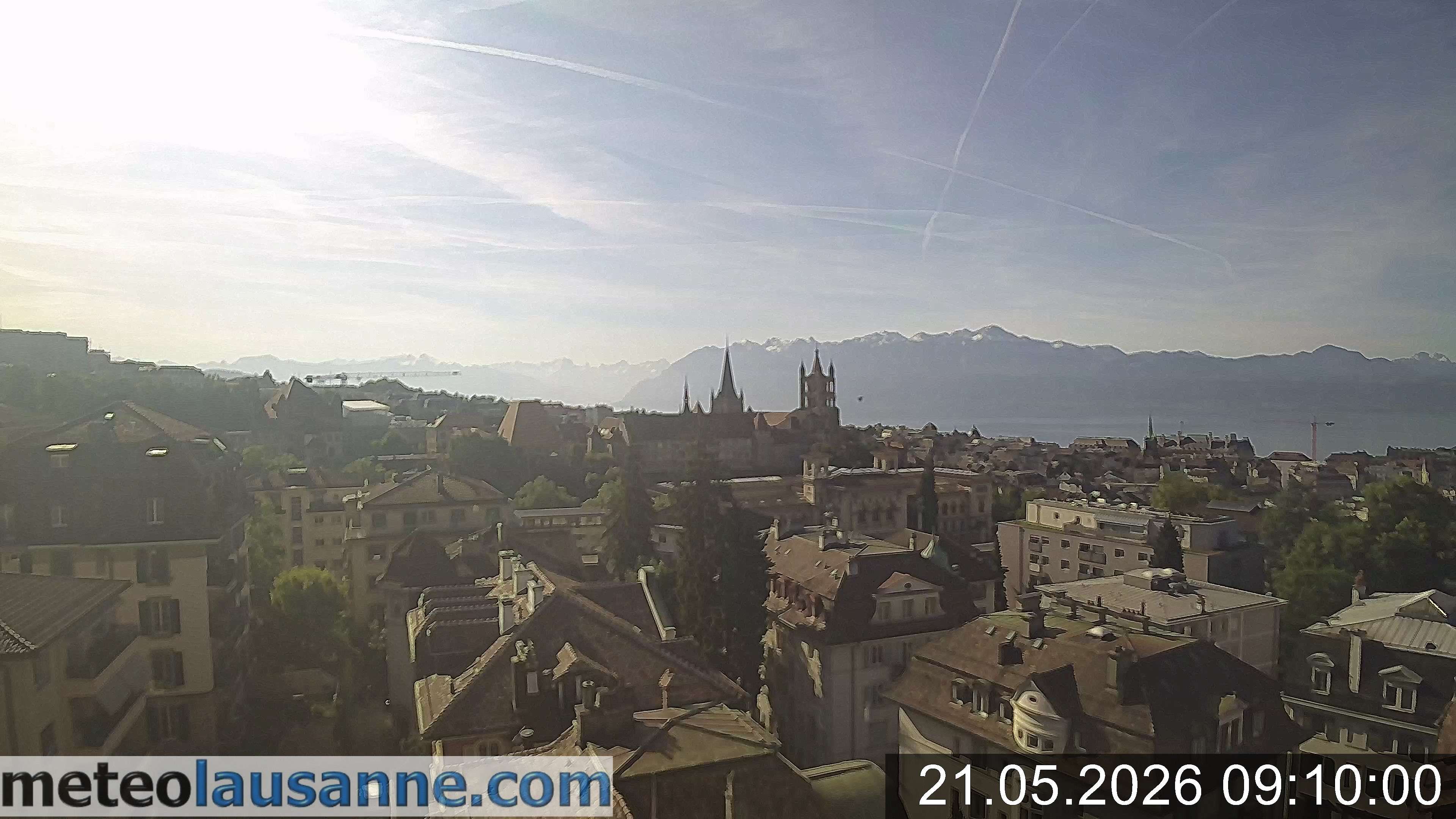 Lausanne › Südosten: Lausanne Cathedral - Lake Geneva - Les Jumelles