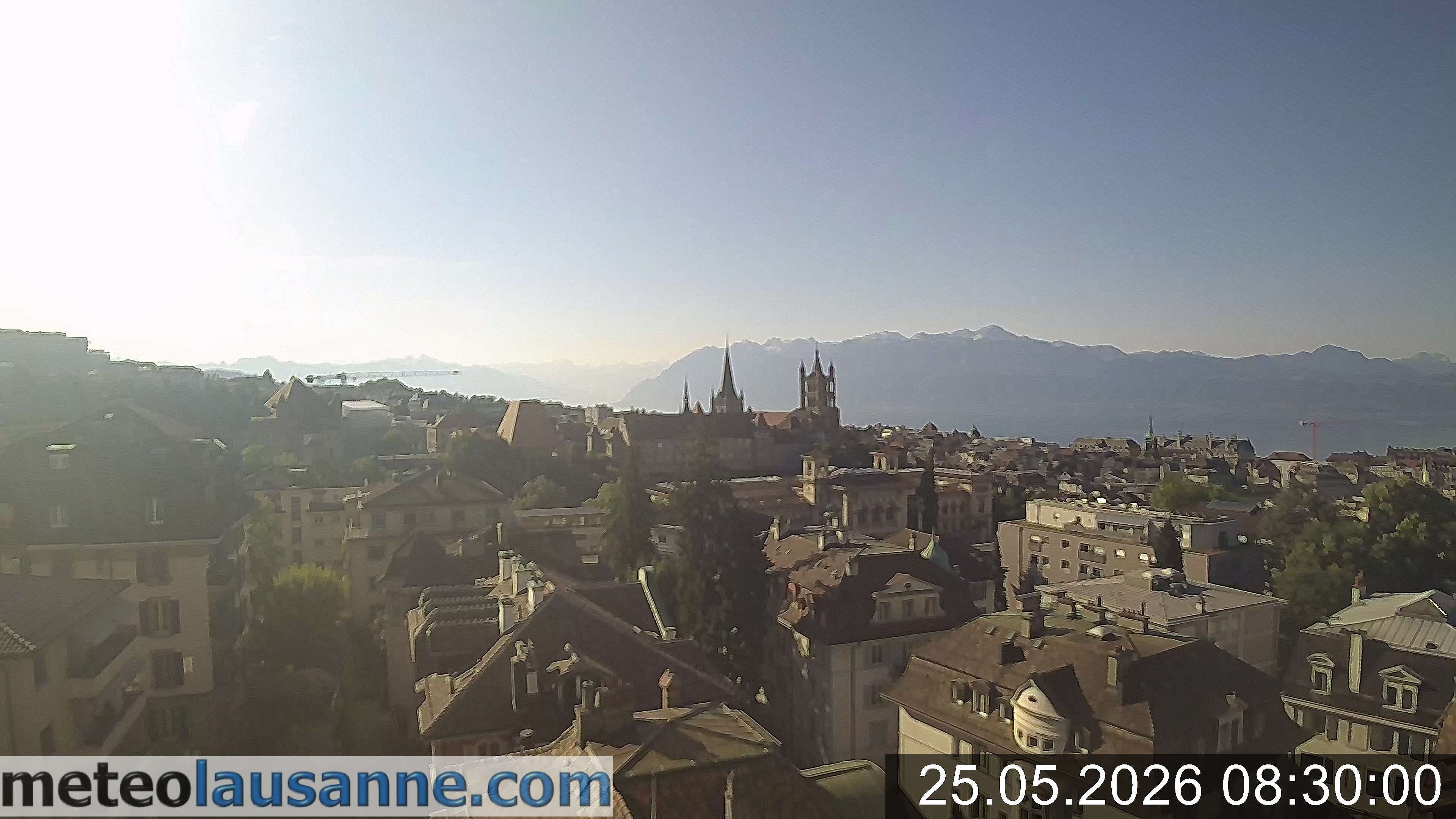 Lausanne › Südosten: Lausanne Cathedral - Lake Geneva - Les Jumelles