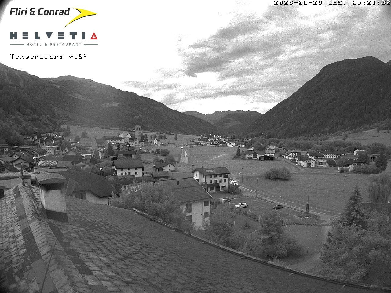 Müstair › Norden: Kloster St. Johann Heiligkreuzkappelle - museum & butia