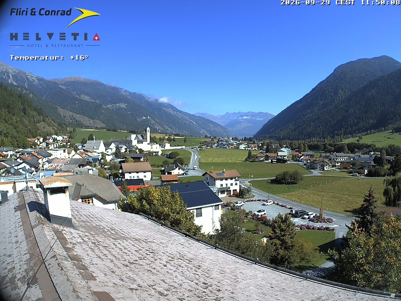 Müstair › Norden: Kloster St. Johann Heiligkreuzkappelle - museum & butia