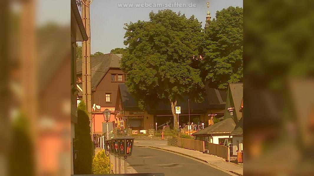 Seiffen: Main Street Webcam