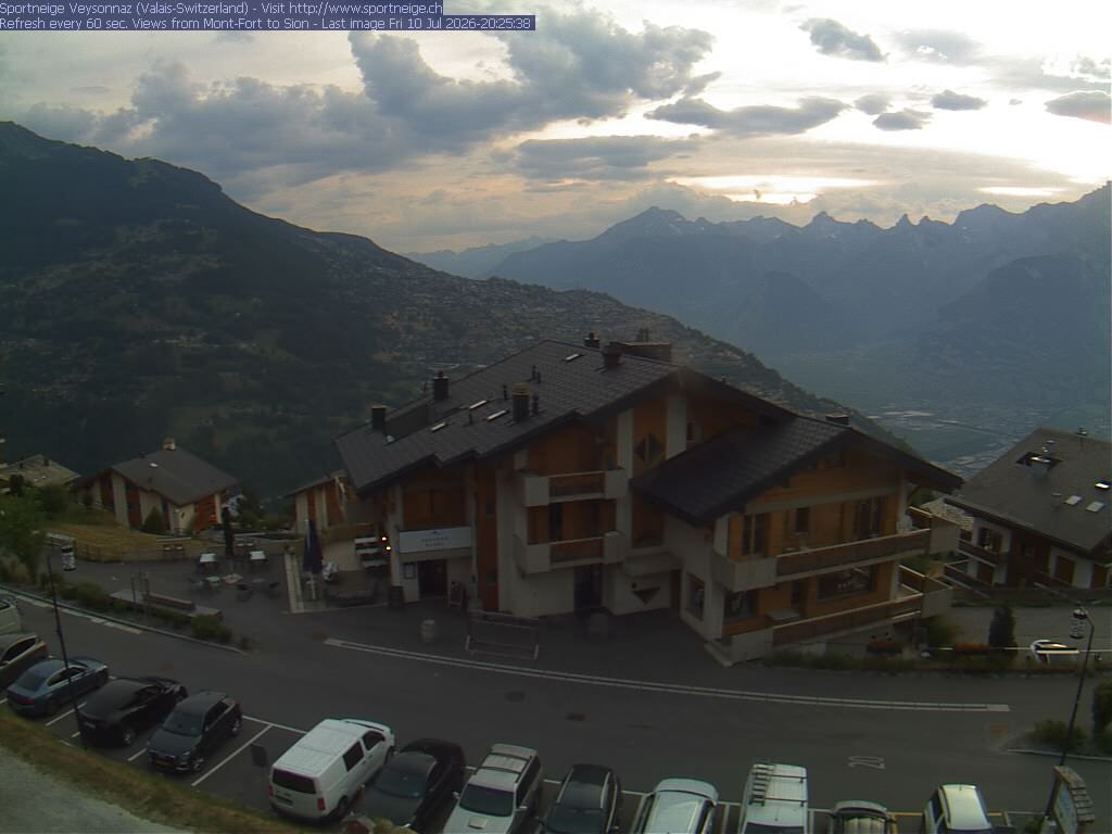 Veysonnaz › Osten: Sportneige