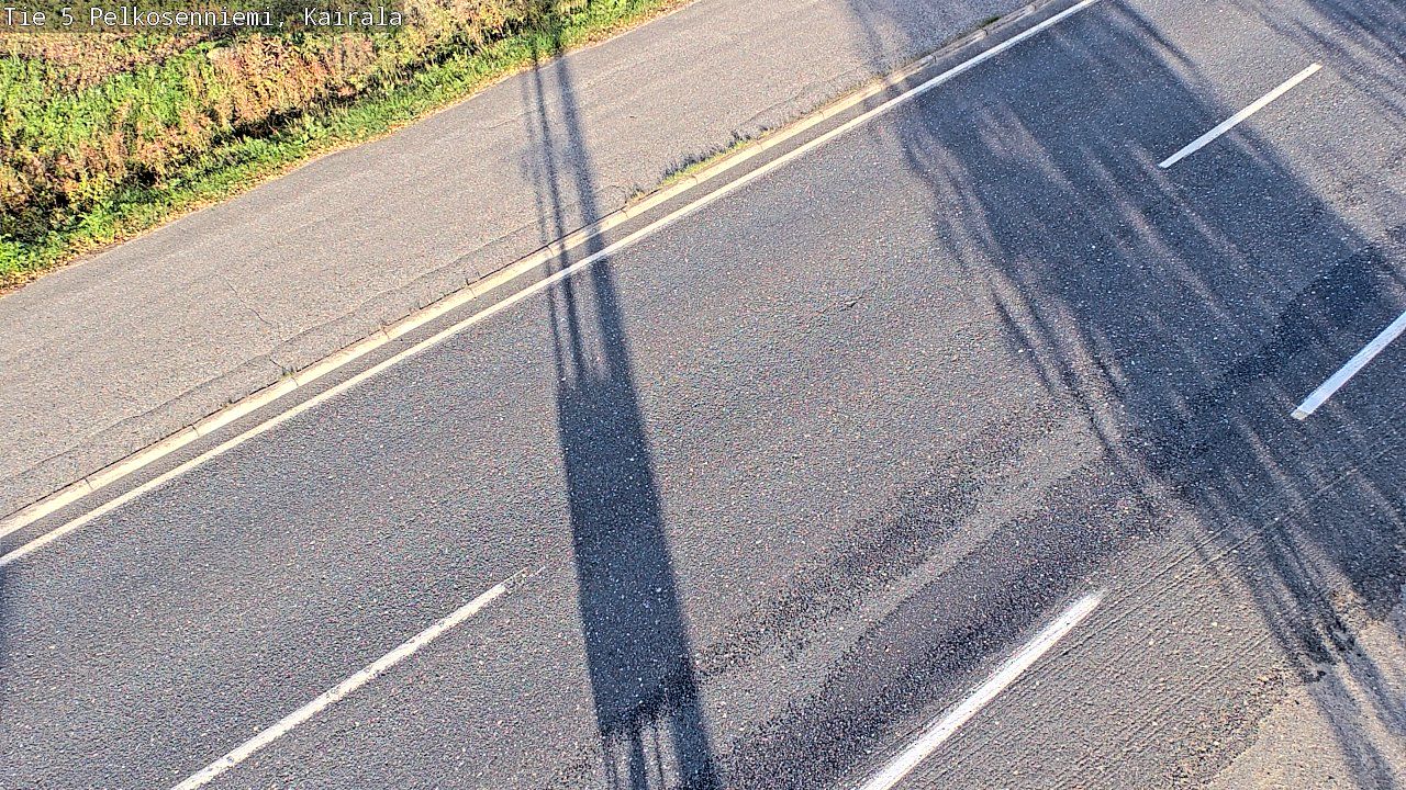 Traffic Cam Pelkosenniemi: Tie5 Kairala - Tienpinta