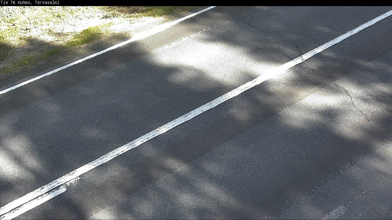 Traffic Cam Kuhmo: Tie76 - Tervasalmi - Tienpinta