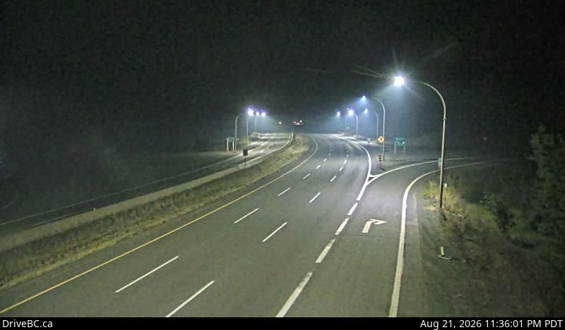 Traffic Cam Merritt › West: Hwy 5 at Comstock Rd, about 15 km south of - looking north