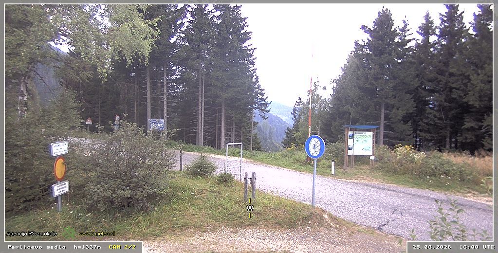 Traffic Cam Eisenkappel-Vellach: R2-428, Pavličevo sedlo - Sestre Logar, Pavličevo sedlo