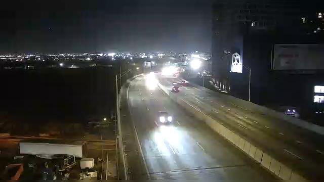 Traffic Cam New York › South: I-678 at Avery Avenue