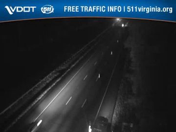 Traffic Cam City Center: I-64 - MM 249.08 - EB - 1.0 Mi before Ft Eustis Blvd