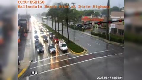 Traffic Cam Hallandale Beach: Blvd at Dixie Highway