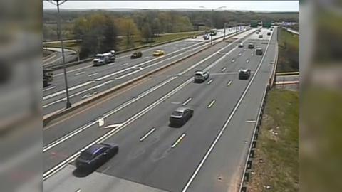 Traffic Cam Windsor: CAM - I-91 SB Exit 34 - Rt. 159 - Ave