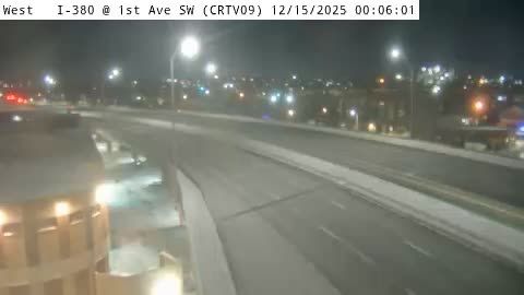 Traffic Cam Cedar Rapids: CR - I-380 @ 1st Ave SW (09)