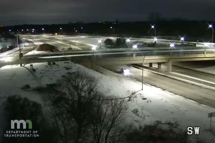 Traffic Cam Crystal: T.H.100 NB @ 36th Ave