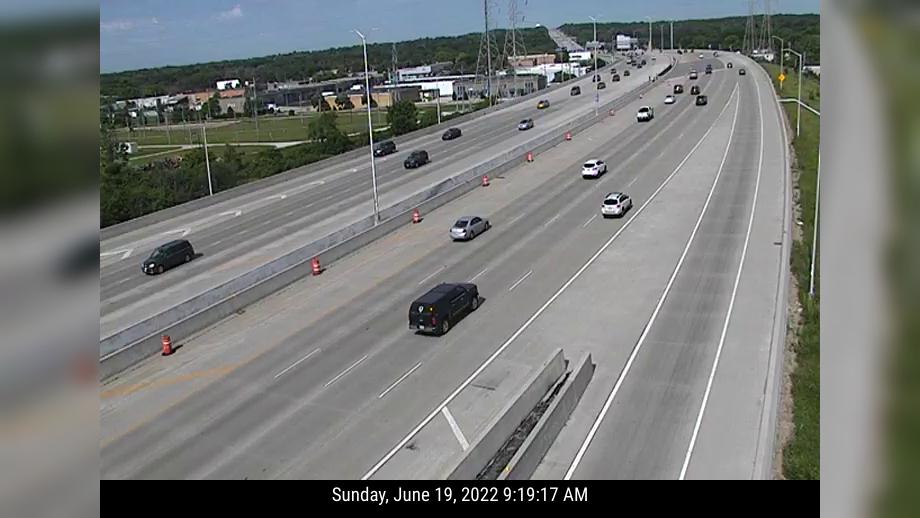 Traffic Cam Wauwatosa: I-94 @ N 113th St