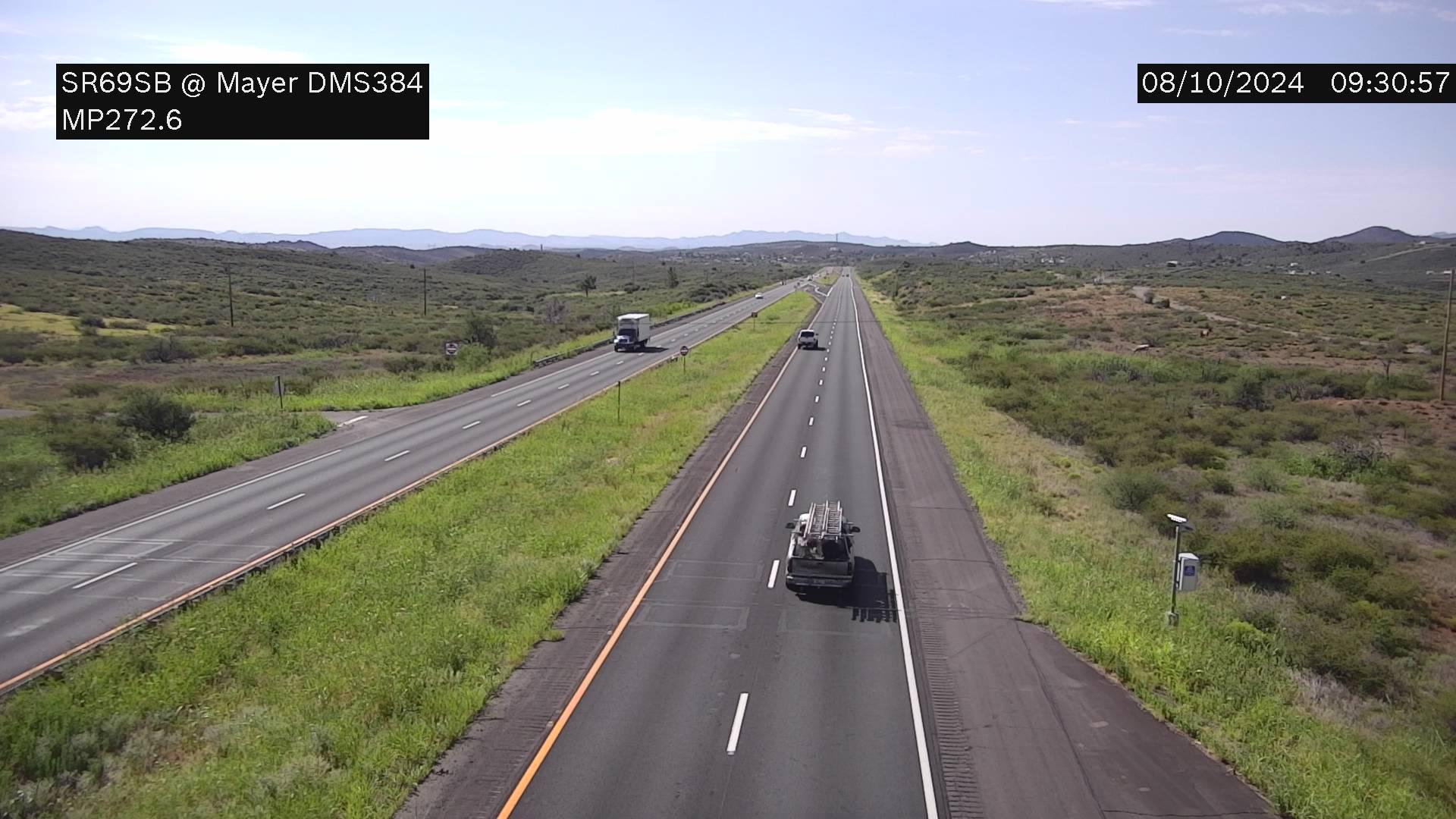 Traffic Cam Mayer › South: SR-69 SB 272.60