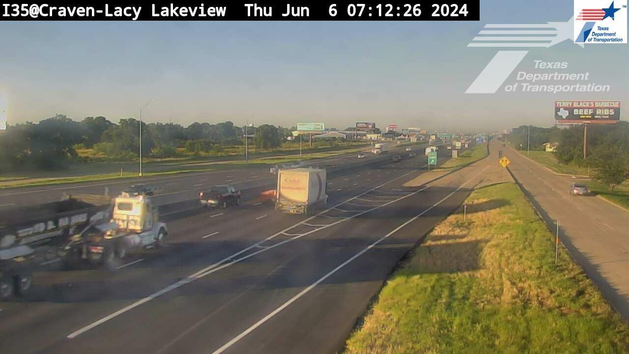 Traffic Cam Lacy-Lakeview › North: I35@Craven-Lacy Lakeview