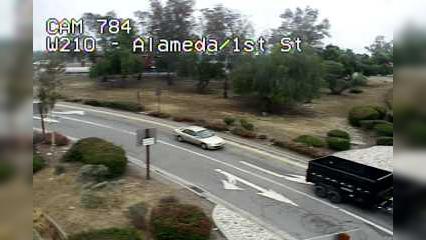 Traffic Cam Azusa › West: Camera 784 :: W210 - ALAMEDA AVE-1ST ST: PM 39.61