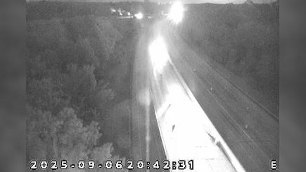 Traffic Cam Waterford: I-94: 1-094-037-1-2 E OF JOHNSON RD