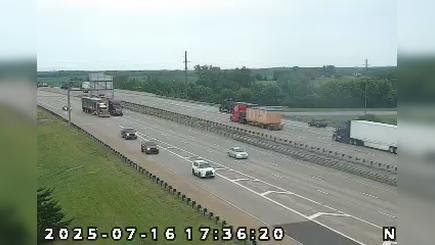 Traffic Cam Crown Point: I-65: 1-065-247-1-1 US 231