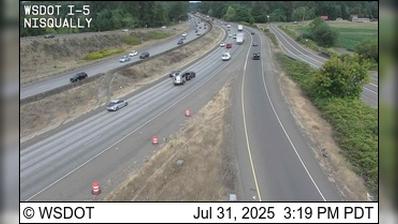 Traffic Cam Lacey: I-5 at MP 114.1: Nisqually
