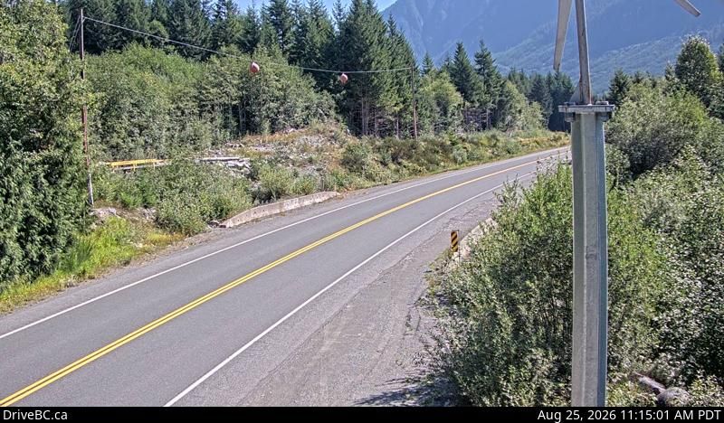 Traffic Cam Woss › South-East: Hwy 19, Tsitika, 101 km north of Campbell River and about 27 km south of - looking south-east