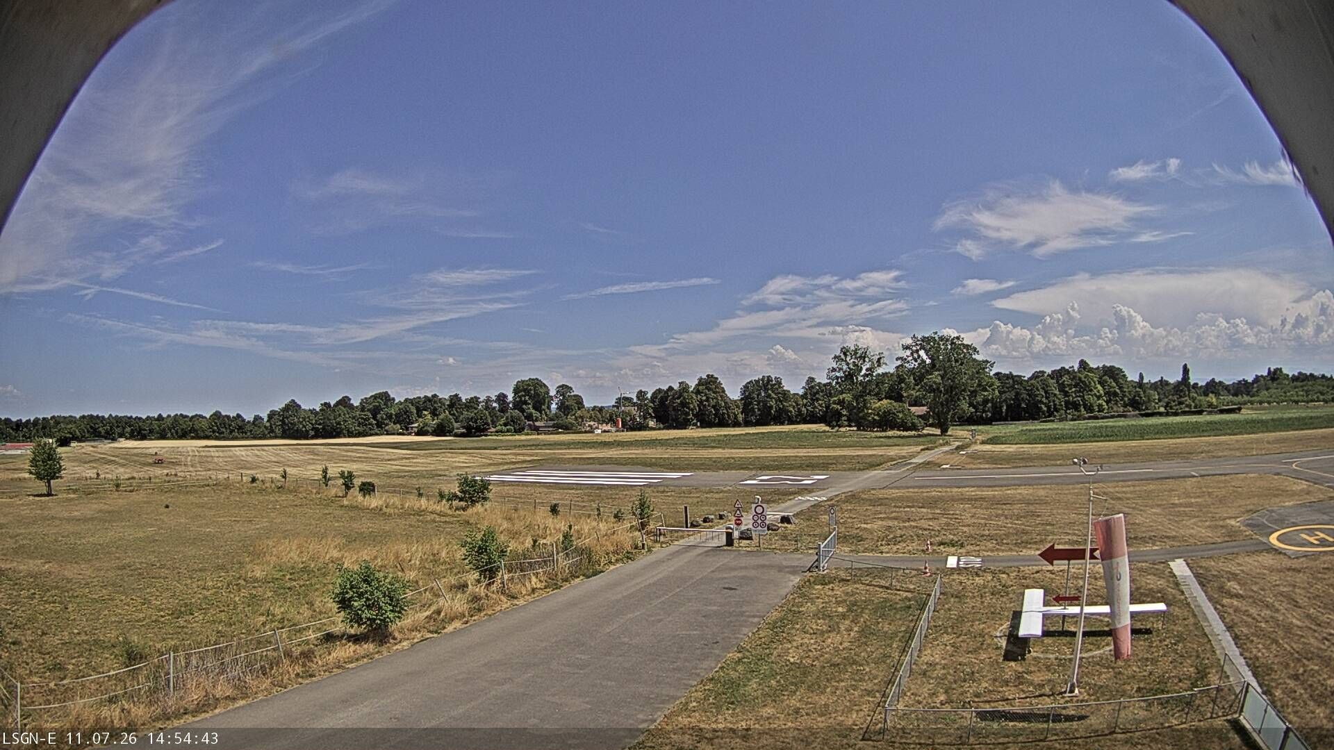 Neuenburg › Südosten: Aérodrome Neuchâtel
