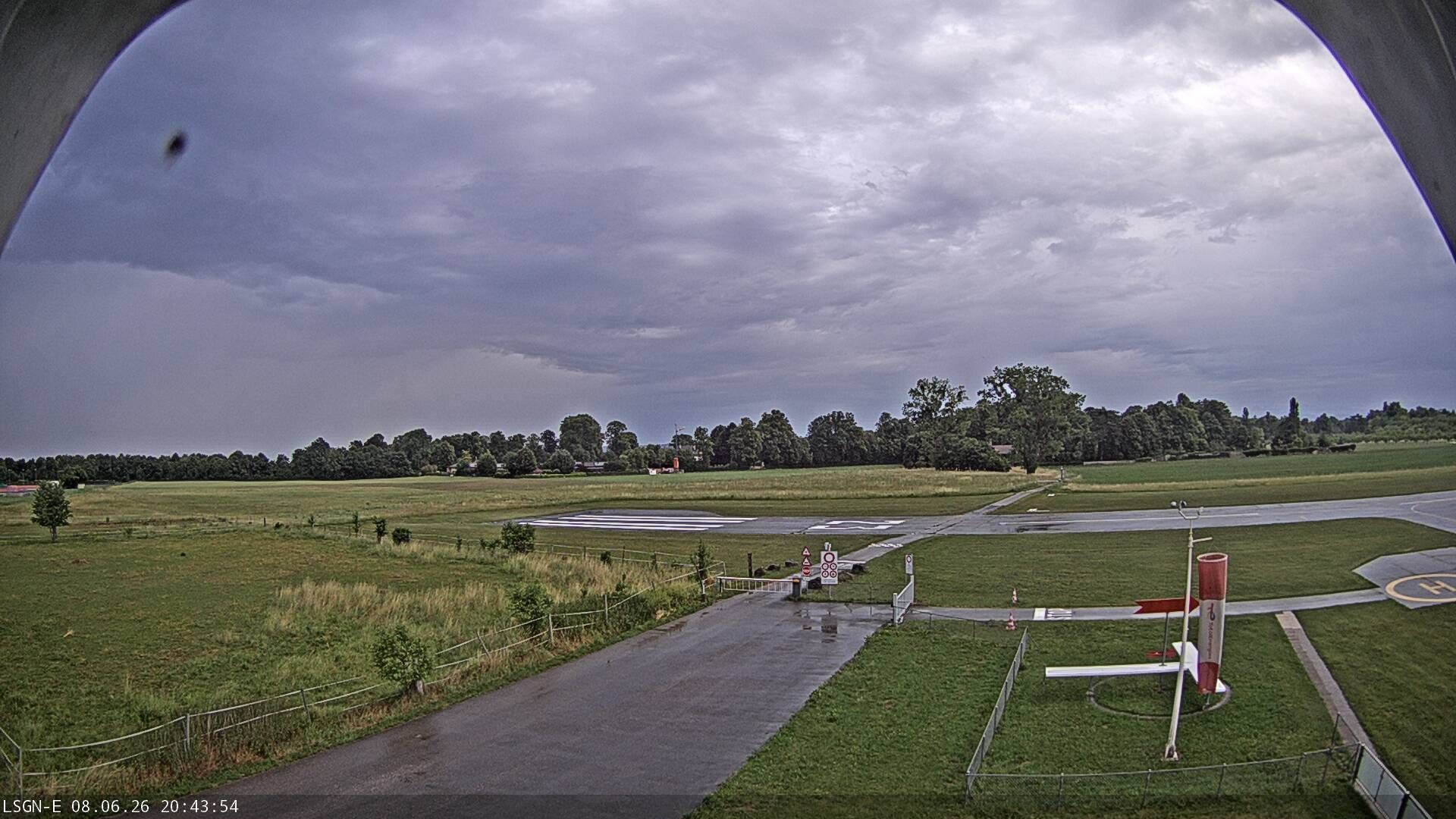 Neuenburg › Südosten: Aérodrome Neuchâtel