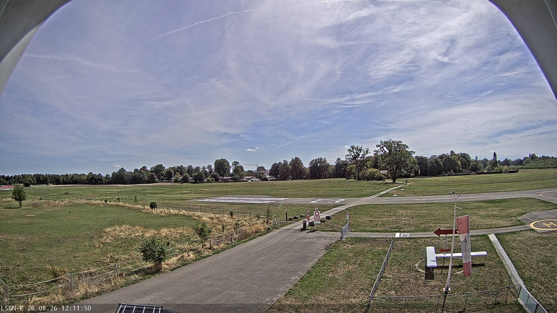 Neuenburg › Südosten: Aérodrome Neuchâtel