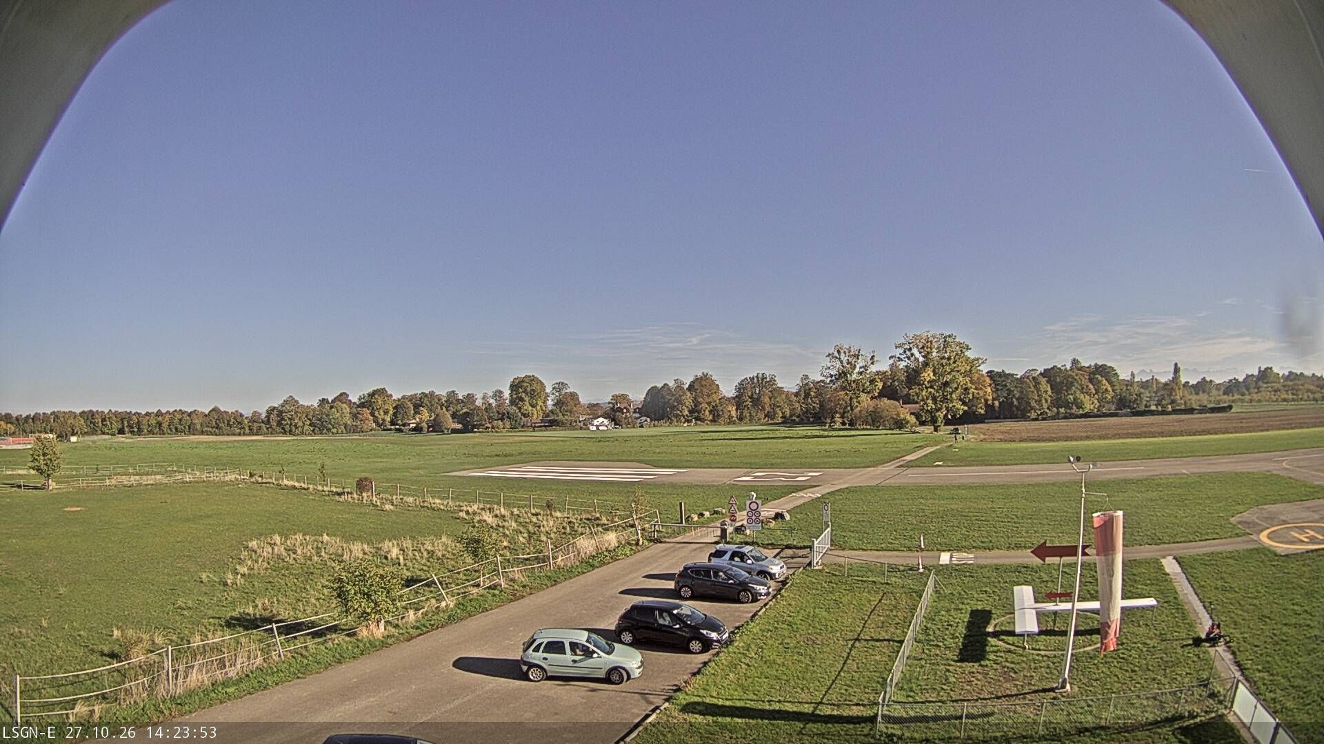 Neuenburg › Südosten: Aérodrome Neuchâtel