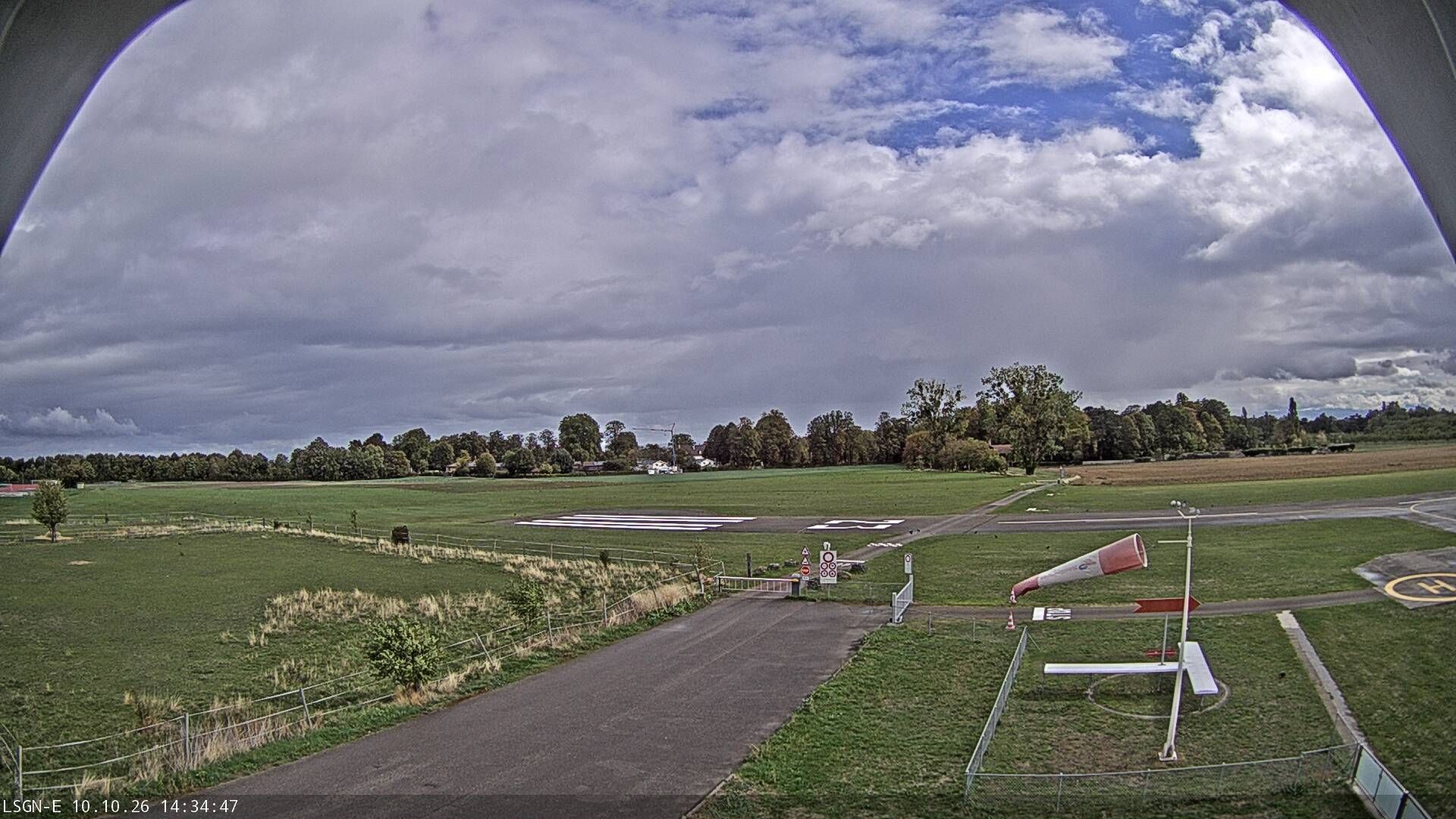Neuenburg › Südosten: Aérodrome Neuchâtel