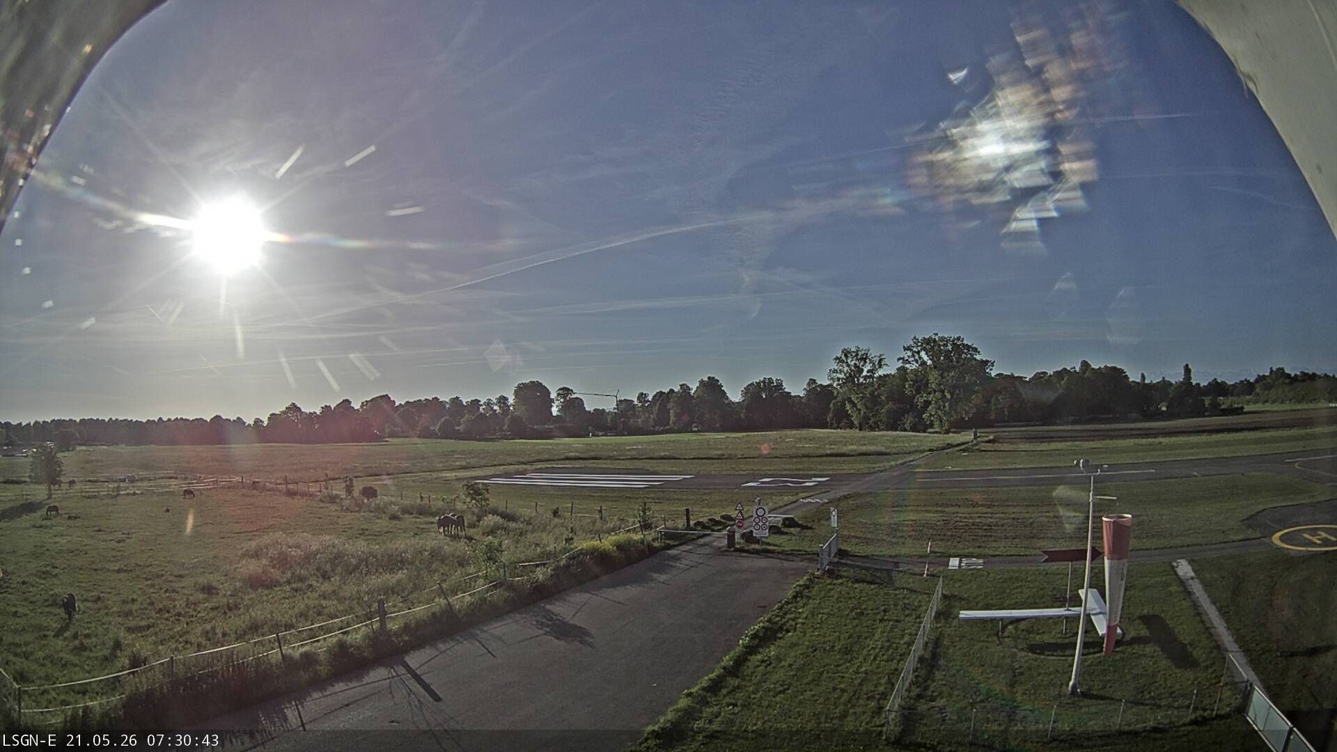 Neuenburg › Südosten: Aérodrome Neuchâtel