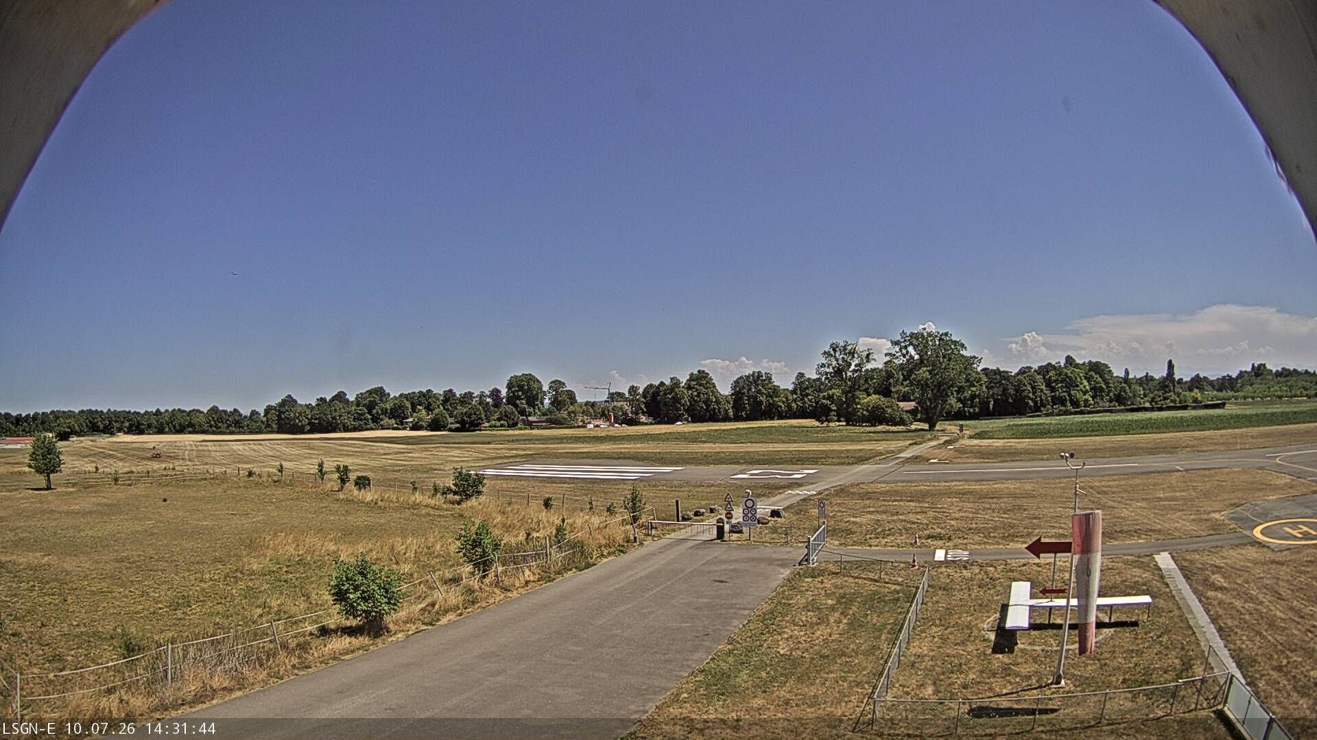 Neuenburg › Südosten: Aérodrome Neuchâtel