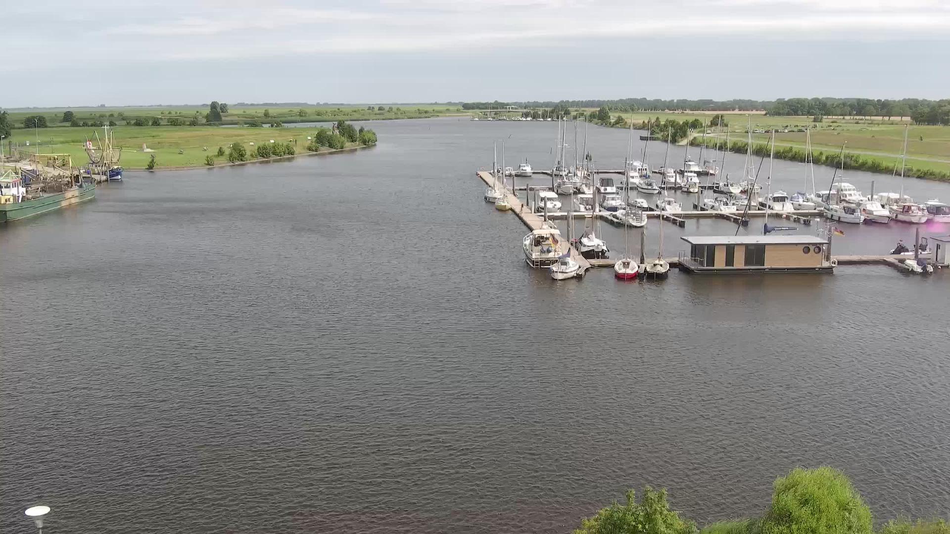 Krummhorn: Livespotting - Webcam am einzige Hafenort an der Leybuch aus Greetsiel