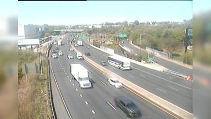 Traffic Cam South Norwalk: CAM 28 Norwalk I-95 NB Exit 15 - US