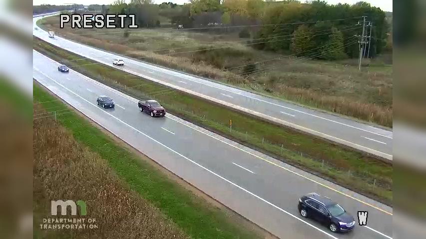 Traffic Cam Lino Lakes: I-35W NB N of Co Rd