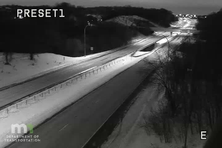 Traffic Cam Minnetonka: T.H.62 EB E of Clearwater Dr