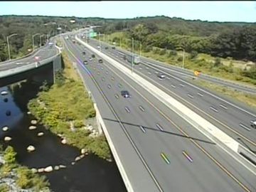 Traffic Cam Waterbury › East: Cam 136 - I-84 EB @ Harpers Ferry Rd OP