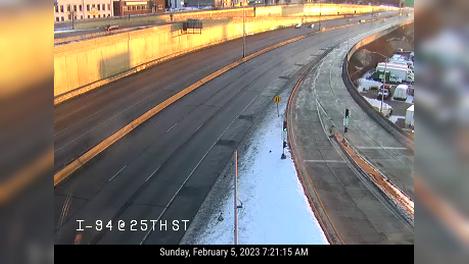 Traffic Cam Glendale: I-94 at 25th St