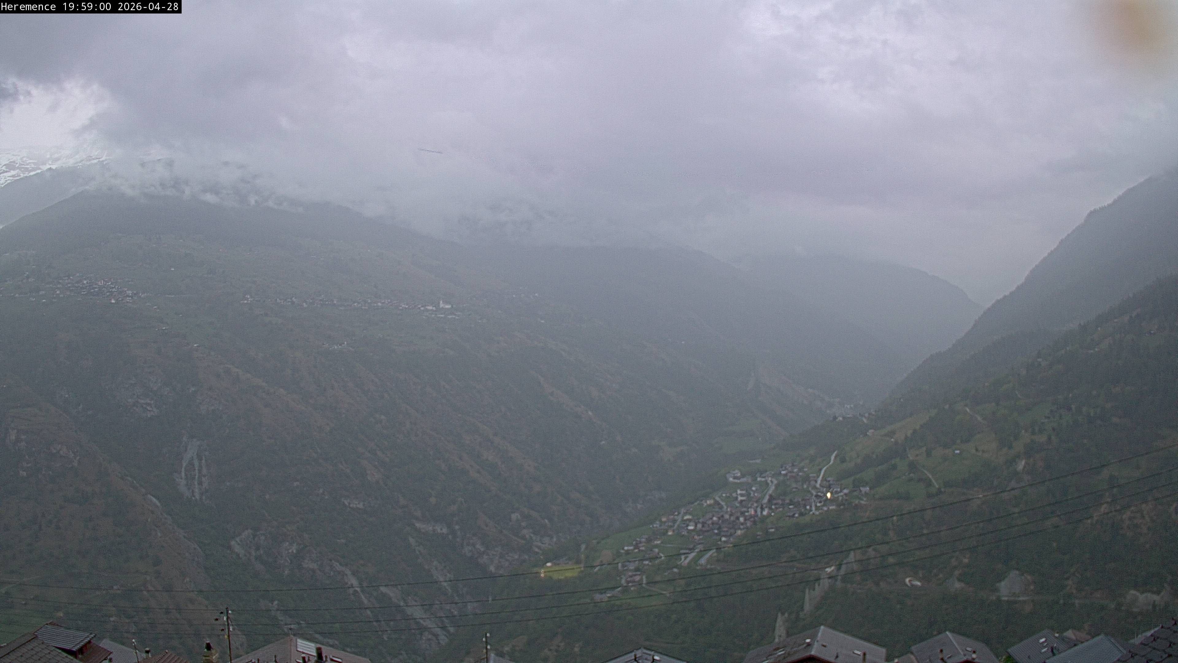 Hérémence: Euseigne, Pyramides d'Euseigne - Euseigne, Village - Saint-Martin - Val d’Hérens - Dent Blanche