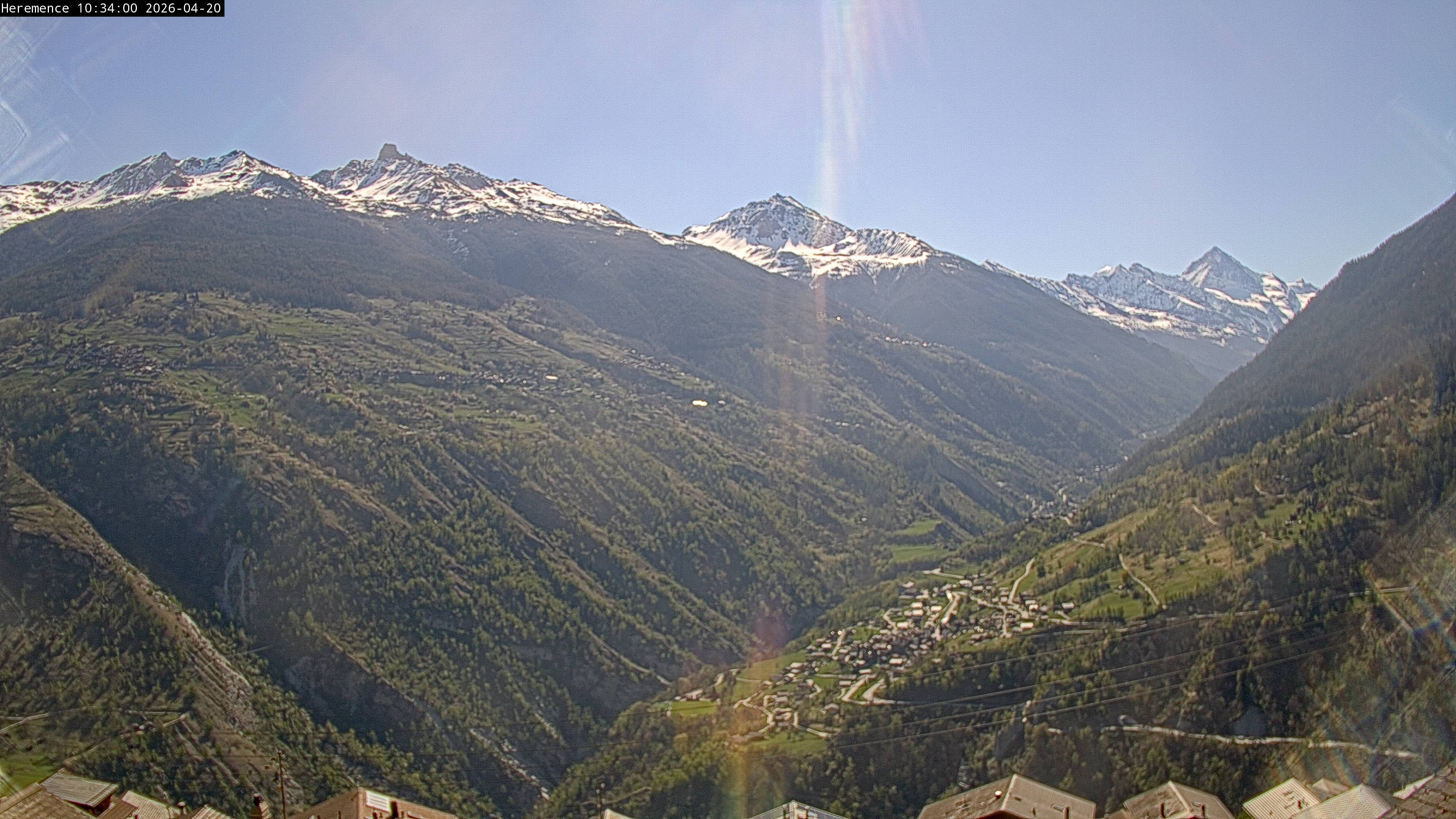Hérémence: Euseigne, Pyramides d'Euseigne - Euseigne, Village - Saint-Martin - Val d’Hérens - Dent Blanche