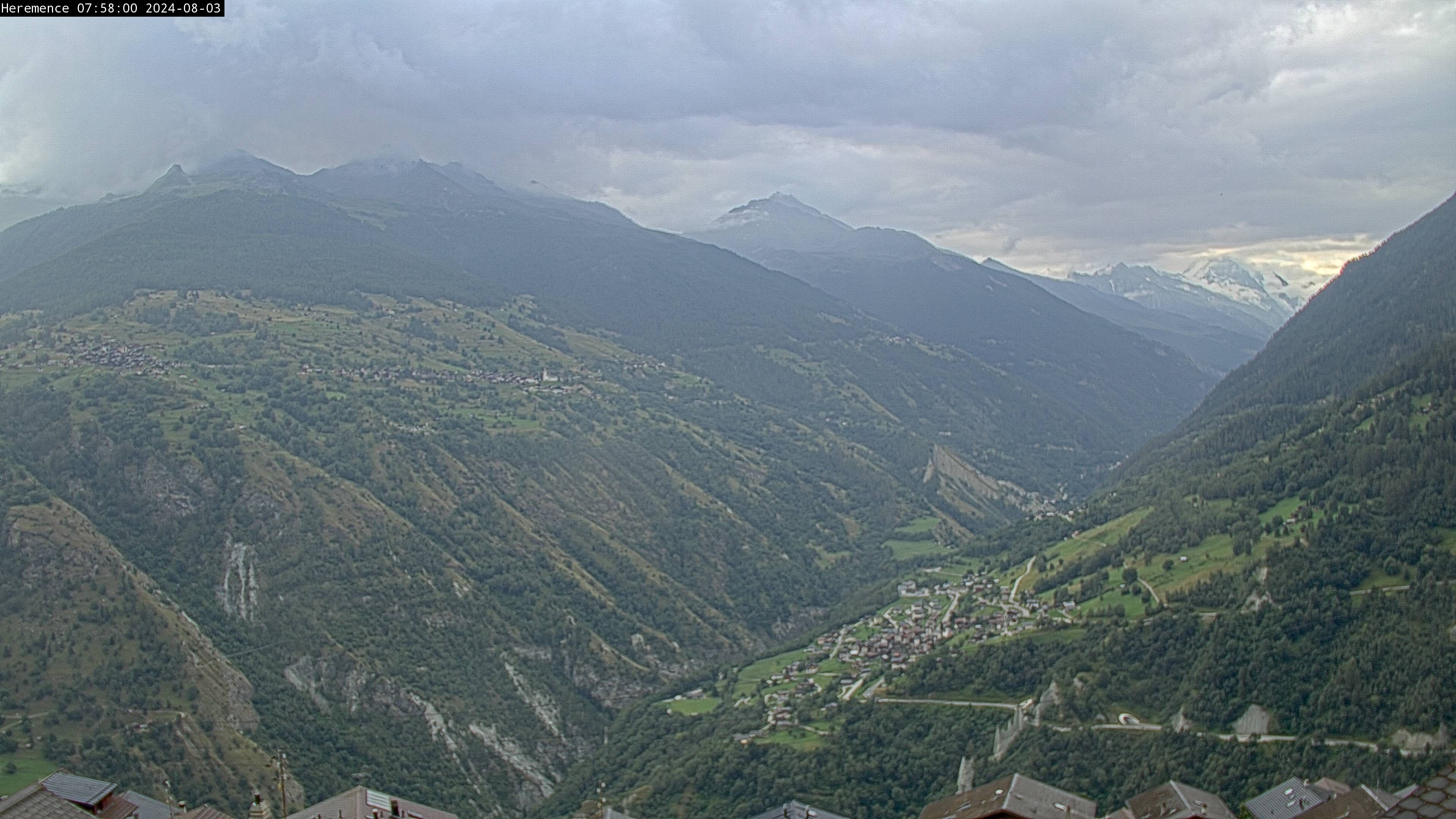 Hérémence: Euseigne, Pyramides d'Euseigne - Euseigne, Village - Saint-Martin - Val d’Hérens - Dent Blanche