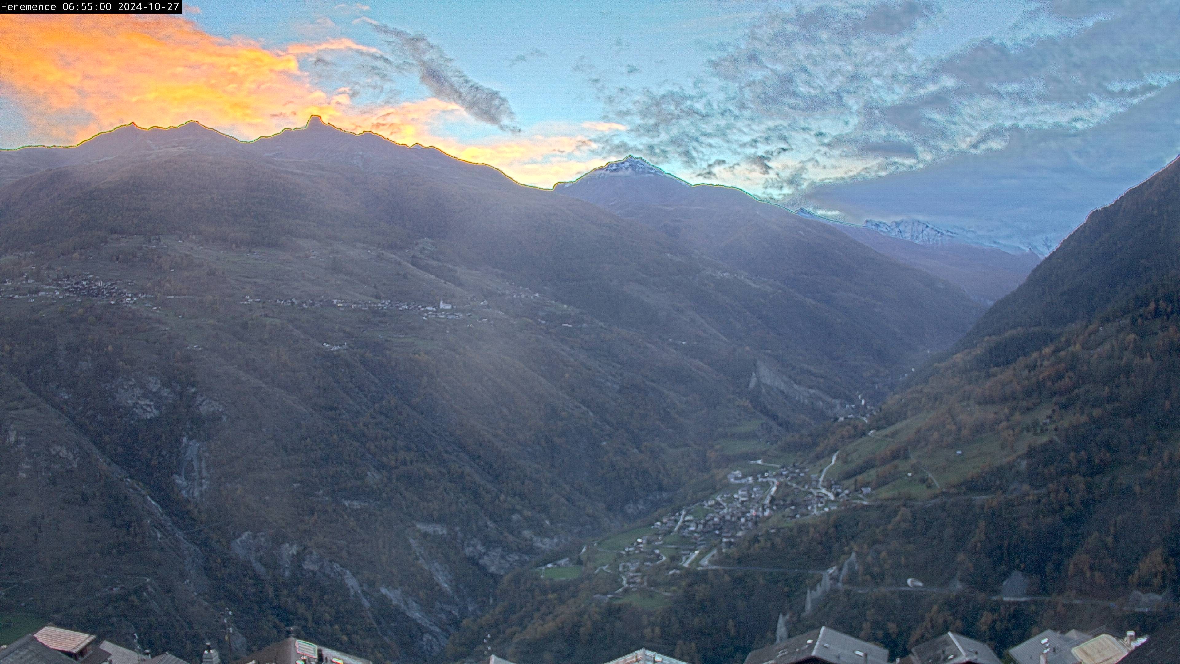 Hérémence: Euseigne, Pyramides d'Euseigne - Euseigne, Village - Saint-Martin - Val d’Hérens - Dent Blanche