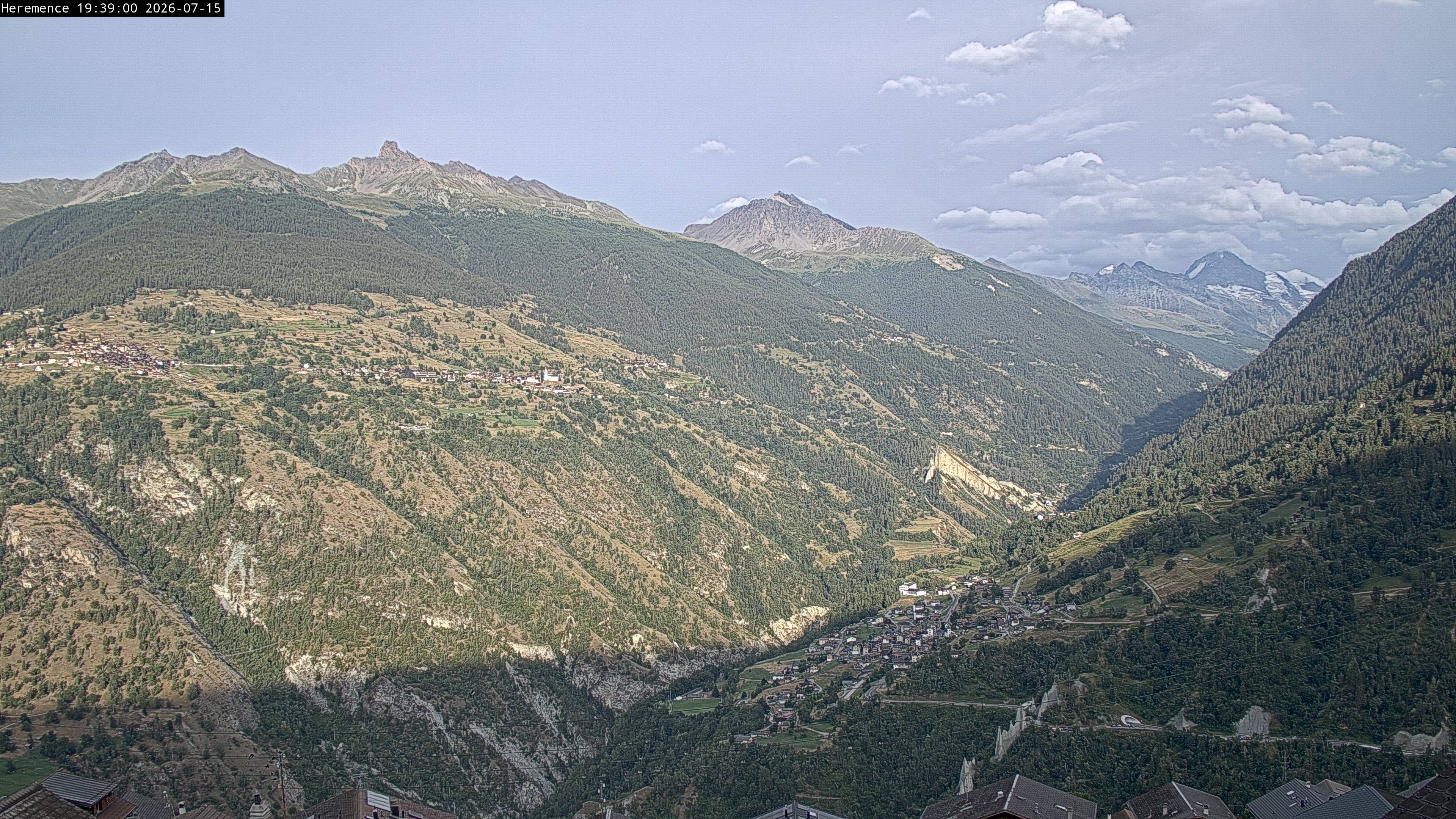 Hérémence: Euseigne, Pyramides d'Euseigne - Euseigne, Village - Saint-Martin - Val d’Hérens - Dent Blanche