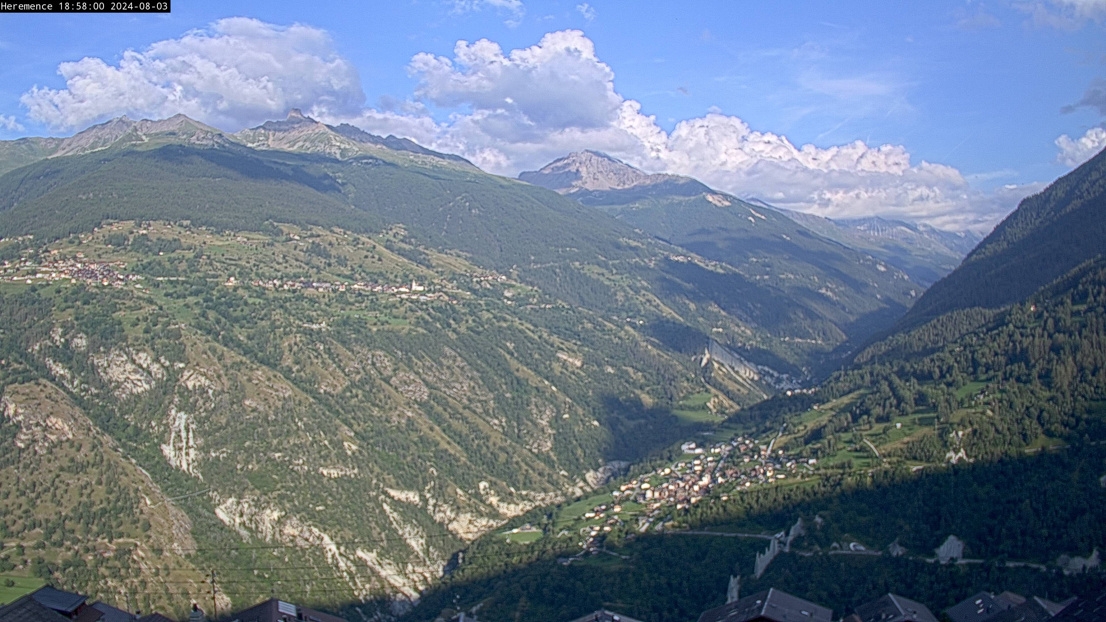 Hérémence: Euseigne, Pyramides d'Euseigne - Euseigne, Village - Saint-Martin - Val d’Hérens - Dent Blanche