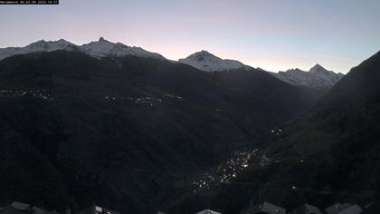 Hérémence: Euseigne, Pyramides d'Euseigne - Euseigne, Village - Saint-Martin - Val d’Hérens - Dent Blanche