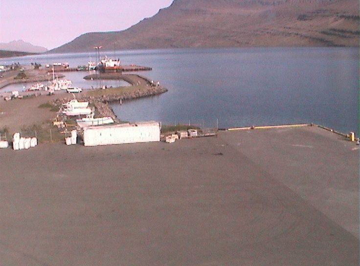 Traffic Cam Reyarfjorur › East: Reyðarfjörður