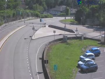 Traffic Cam Ross Township: I-279 @ MM 0.5 (HOV - PARK-N-RIDE)