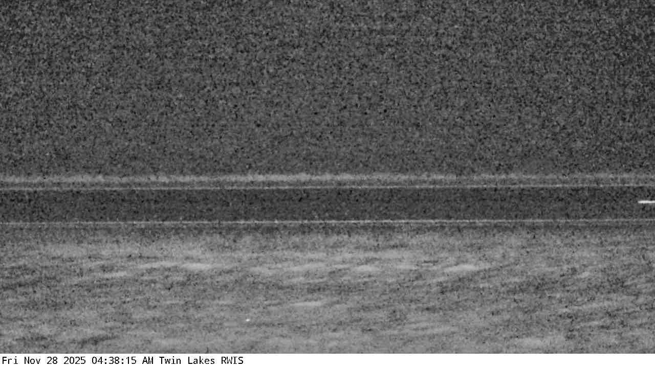 Traffic Cam Silver Lake: I-35: I-35 (Twin Lakes - MP 1): I-35 (Twin Lakes - MP 1) View